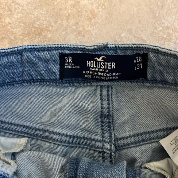 Hollister ultra hi rise Dad 2 tone jeans - Picture 4 of 8